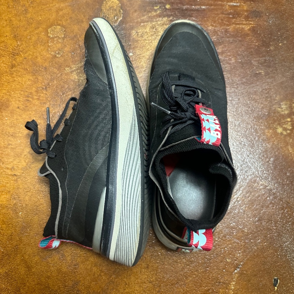 Bala Nursing Shoes Size 7